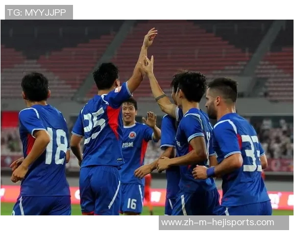 贵州智诚迎战广州恒大全力争胜展现足球魅力与激情对决 贵州智诚迎战广州恒大全力争胜展现足球魅力与激情对决